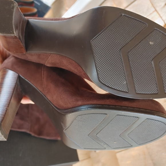 Charles David brown suede slouchy tall boots, size 11 - Picture 6 of 6